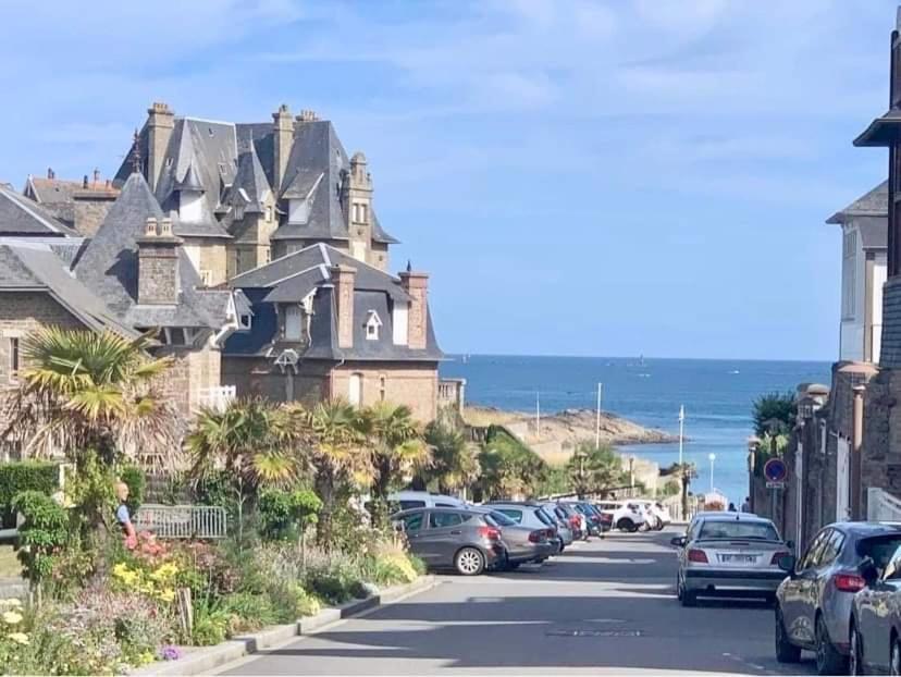 Appartement Cosy 1 Chambre Pour 2 Pers - Renove - Terrasse - Parking Dinard Dış mekan fotoğraf