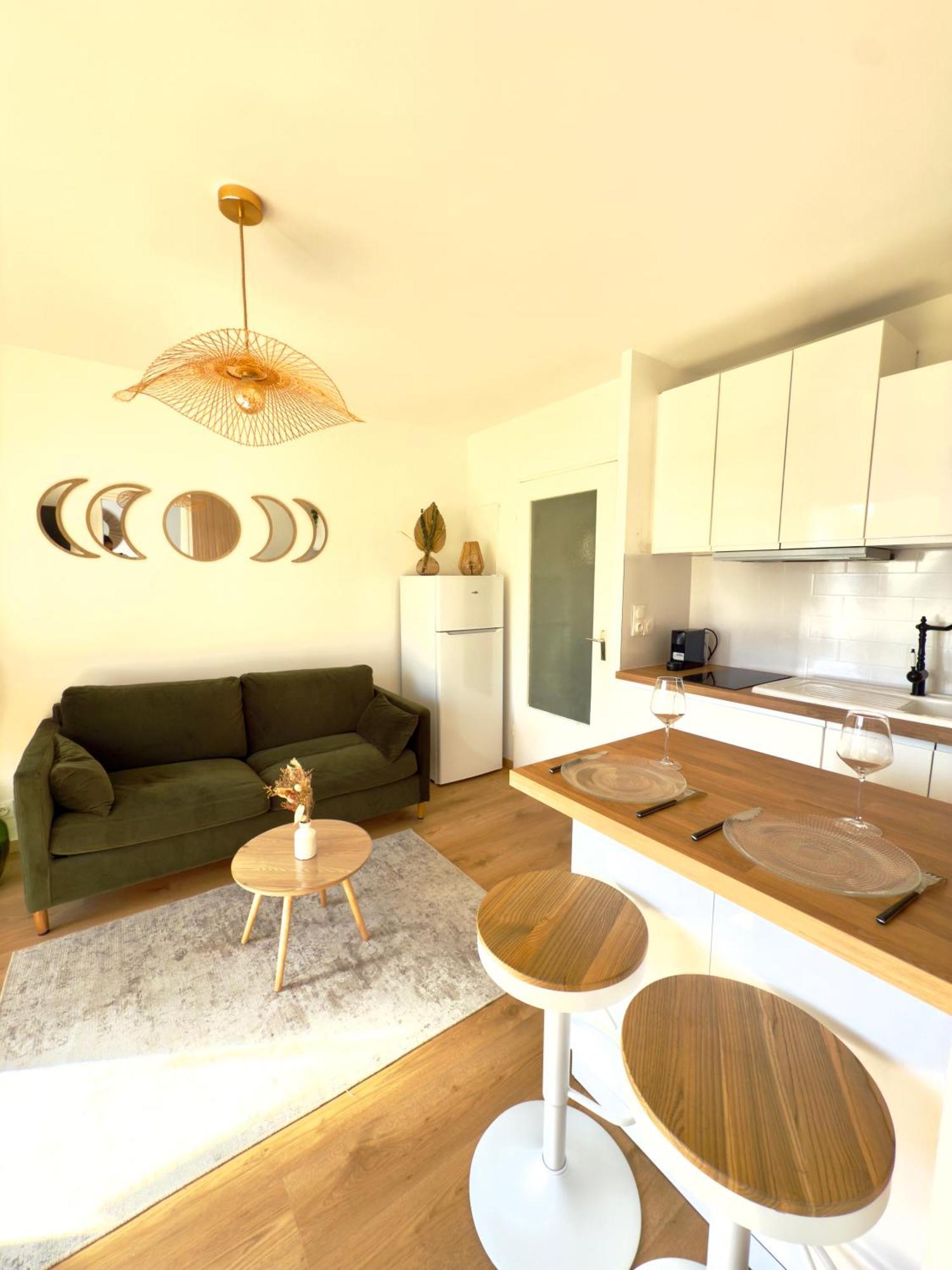 Appartement Cosy 1 Chambre Pour 2 Pers - Renove - Terrasse - Parking Dinard Dış mekan fotoğraf